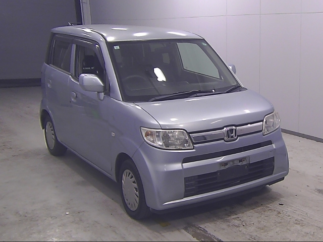 HONDA ZEST — фото