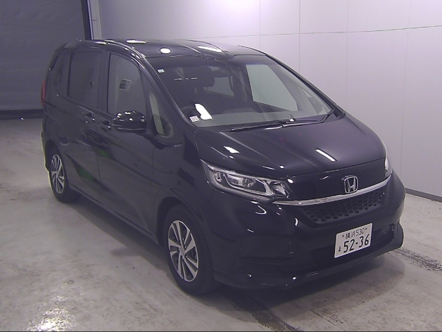 HONDA FREED — фото