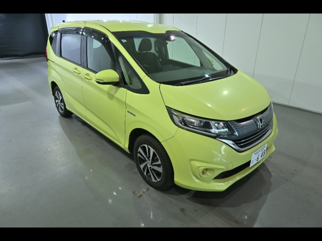 HONDA FREED — фото