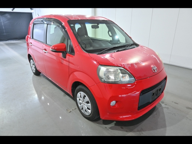 TOYOTA PORTE — фото