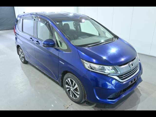 HONDA FREED — фото