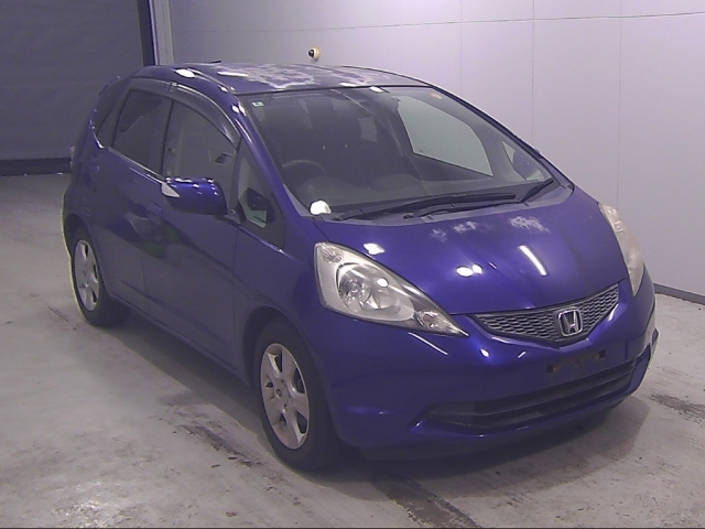 HONDA FIT — фото