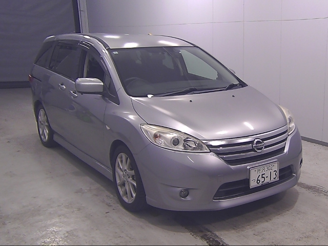 NISSAN LAFESTA — фото