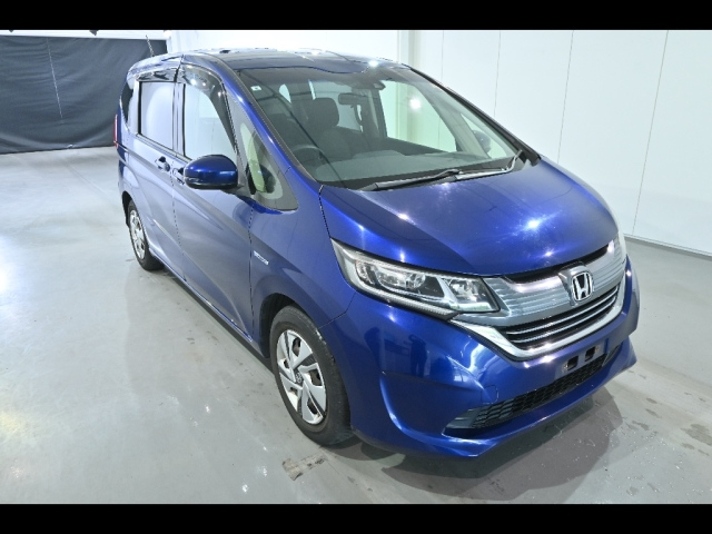 HONDA FREED — фото