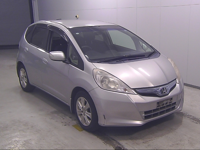 HONDA FIT — фото