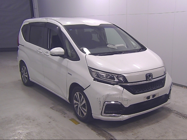 HONDA FREED — фото