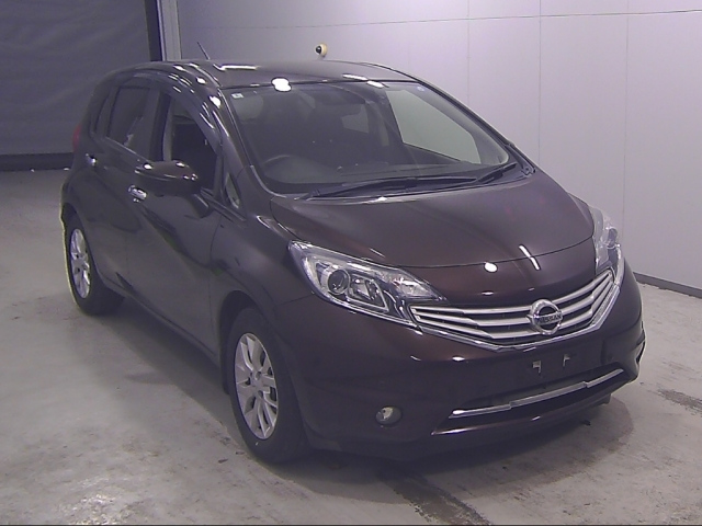 NISSAN NOTE — фото
