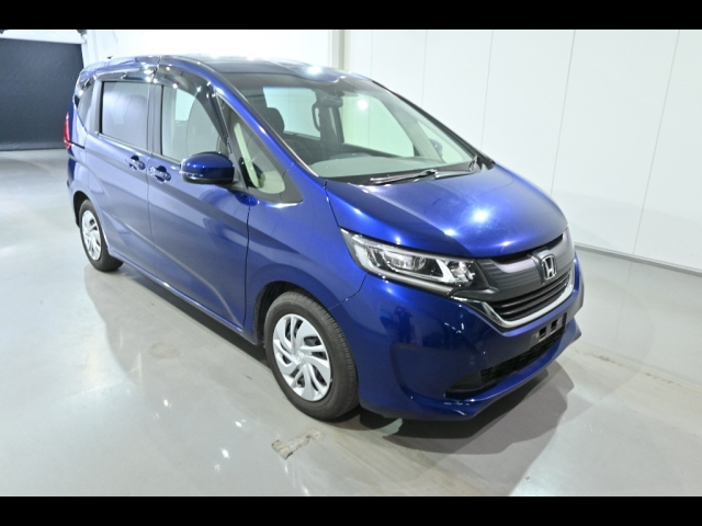 HONDA FREED — фото