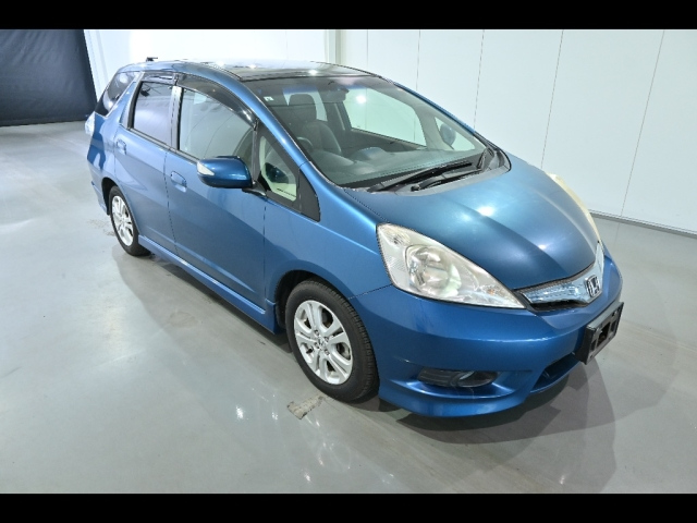 HONDA FIT — фото