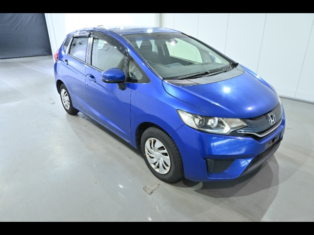 HONDA FIT — фото
