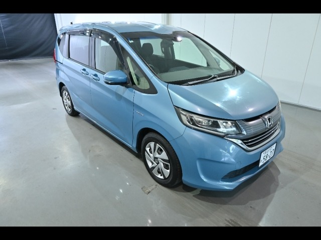 HONDA FREED — фото