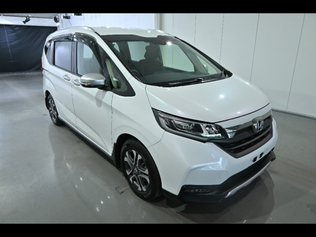 HONDA FREED — фото