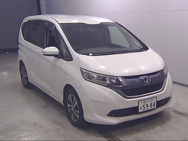 HONDA FREED — фото