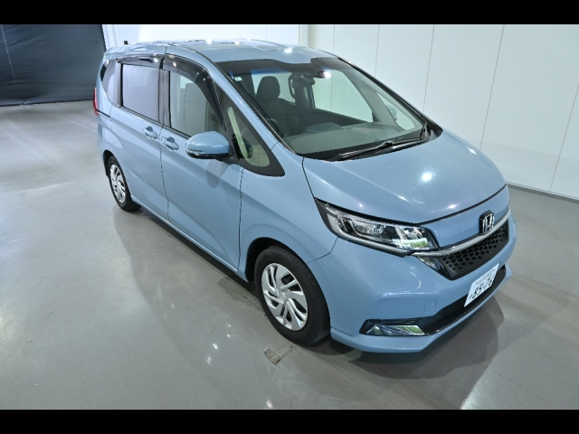 HONDA FREED — фото