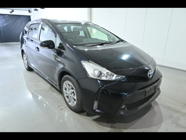 TOYOTA PRIUS — фото