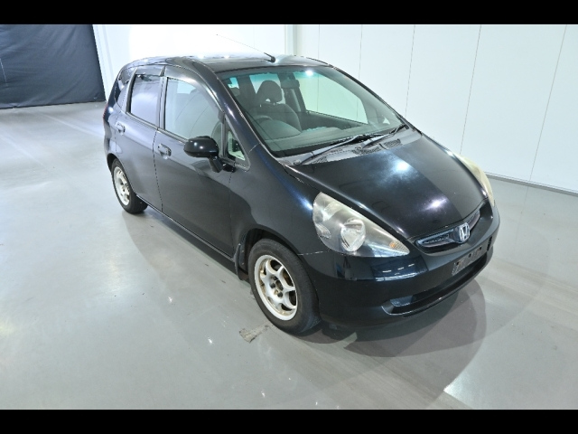 HONDA FIT — фото