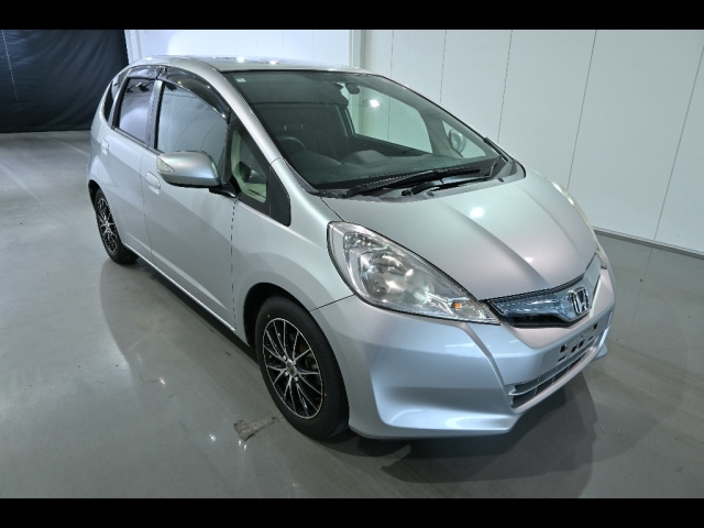 HONDA FIT — фото