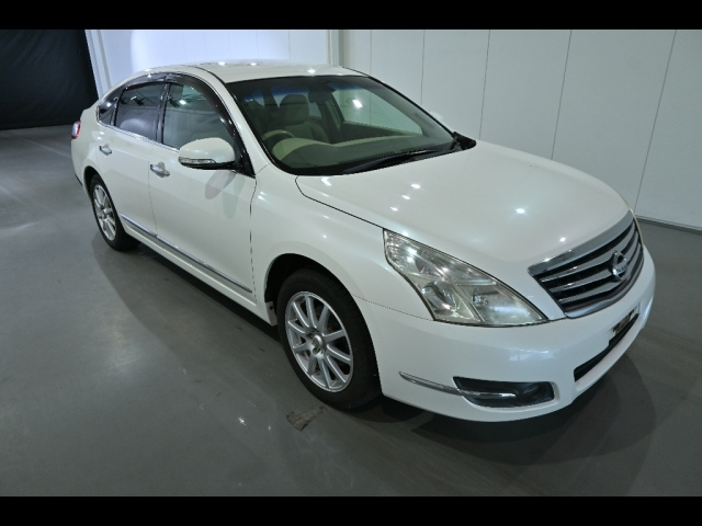 NISSAN TEANA