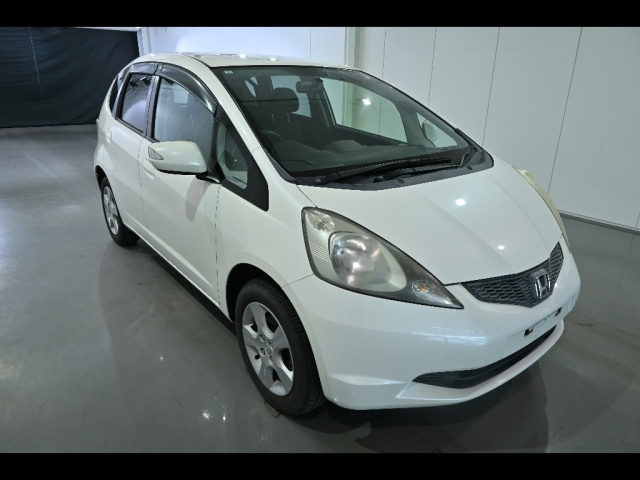 HONDA FIT — фото