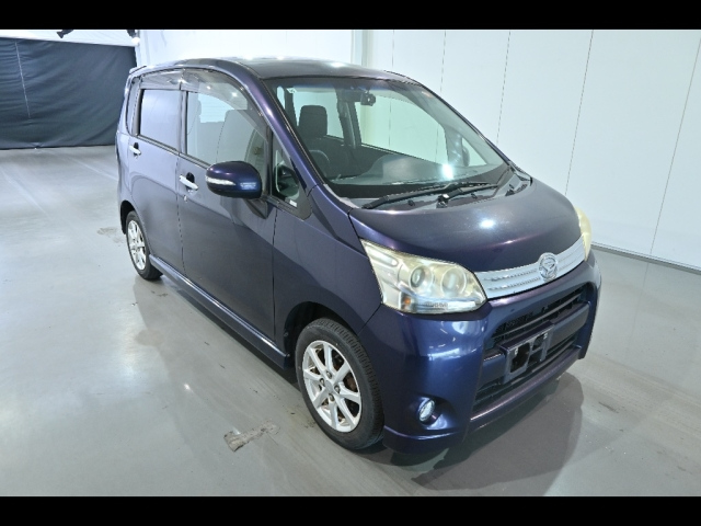 DAIHATSU MOVE — фото