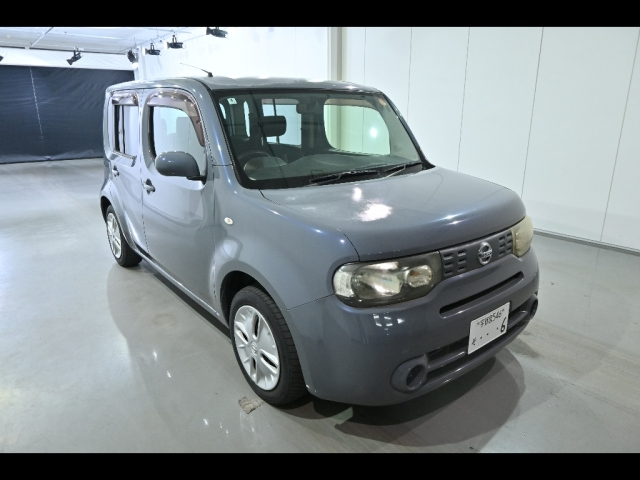 NISSAN CUBE — фото