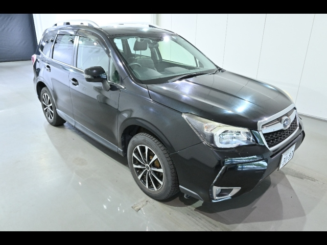 SUBARU FORESTER — фото