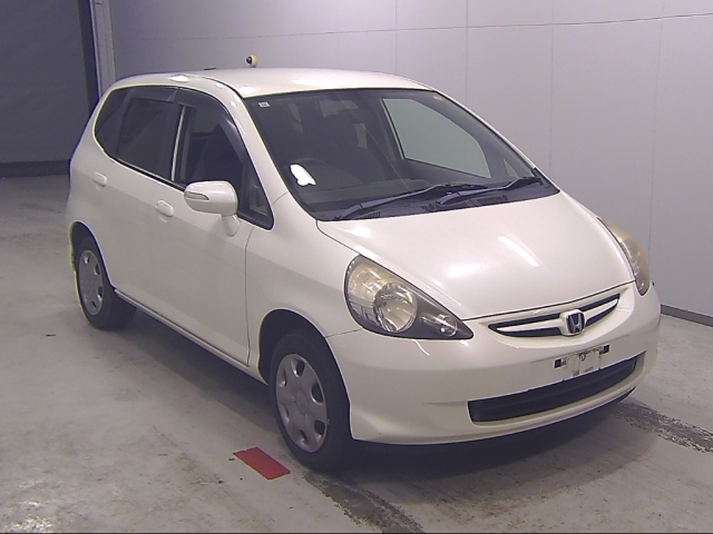 HONDA FIT — фото