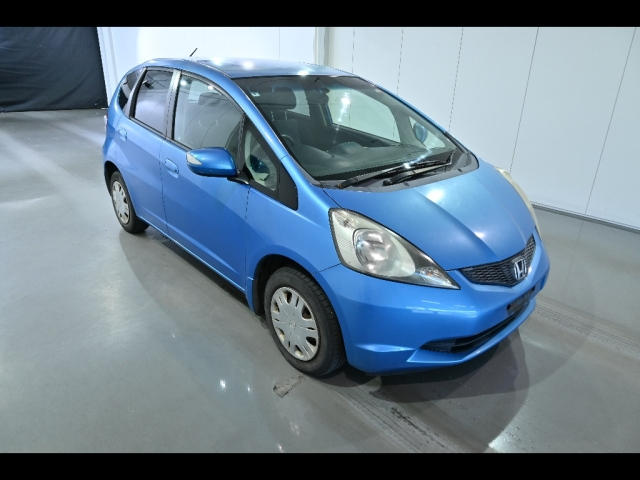 HONDA FIT — фото