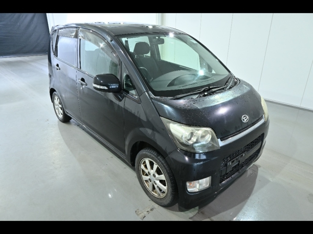 DAIHATSU MOVE — фото