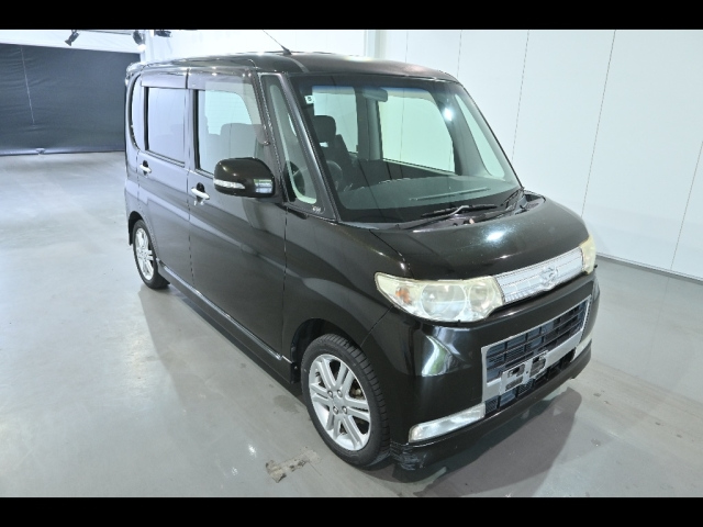 DAIHATSU TANTO — фото