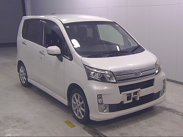 DAIHATSU MOVE — фото