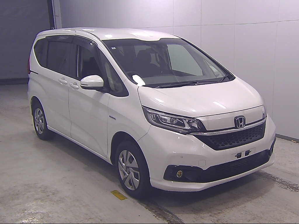 HONDA FREED — фото