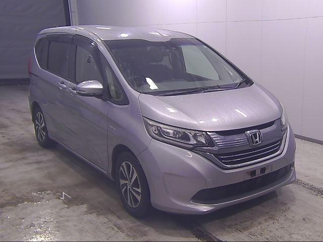 HONDA FREED — фото