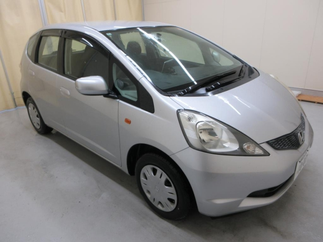 HONDA FIT — фото