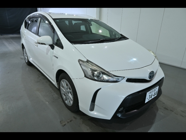 TOYOTA PRIUS — фото
