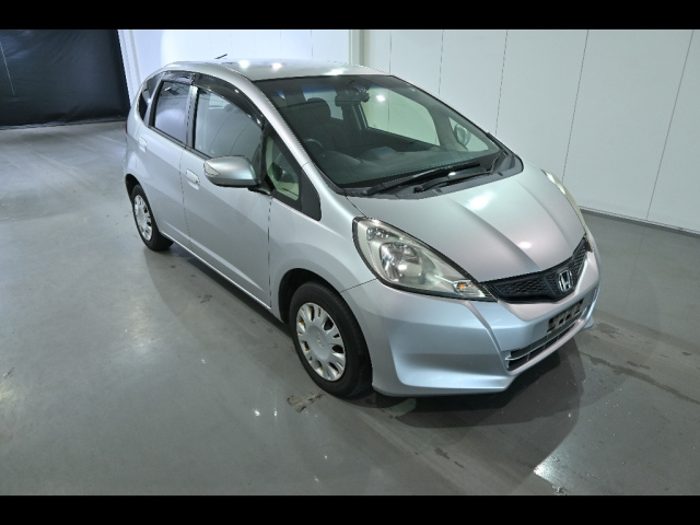 HONDA FIT — фото