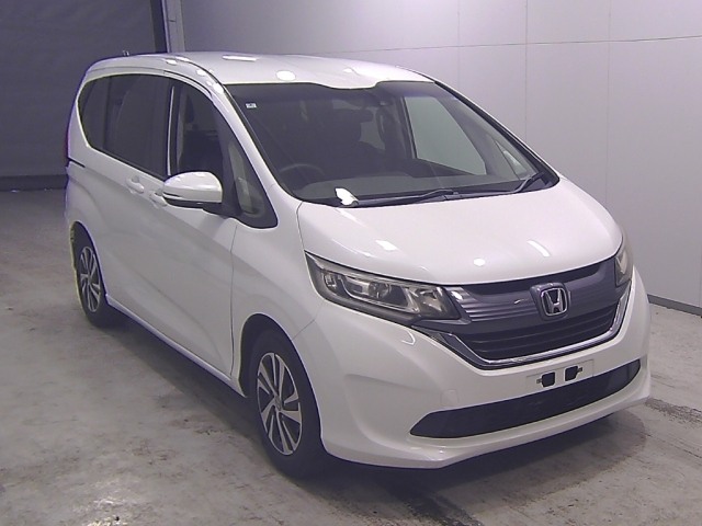 HONDA FREED — фото