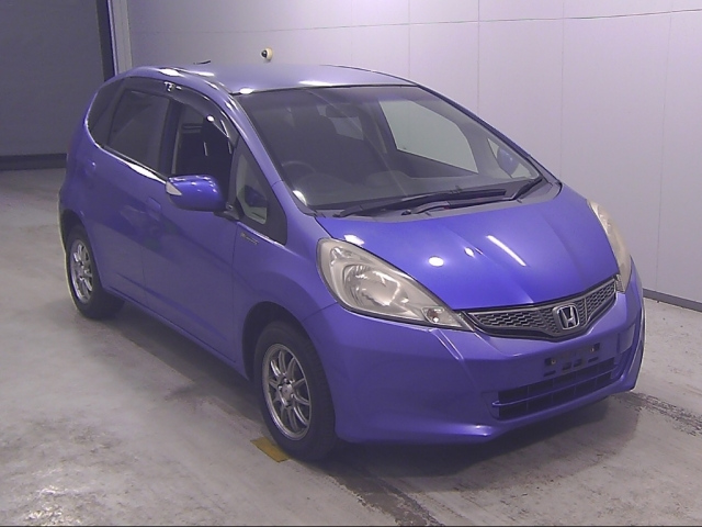 HONDA FIT — фото