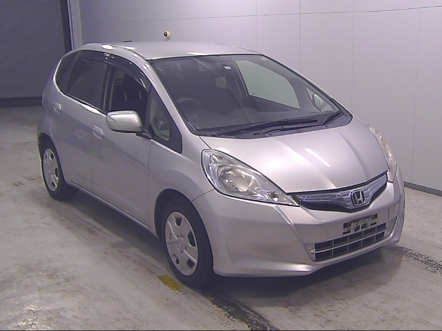 HONDA FIT — фото