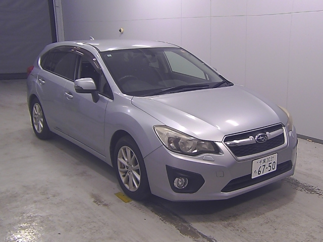 SUBARU IMPREZA — фото