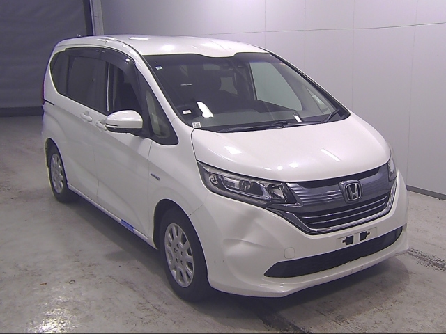 HONDA FREED — фото