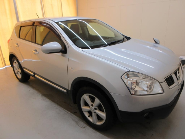 NISSAN DUALIS — фото