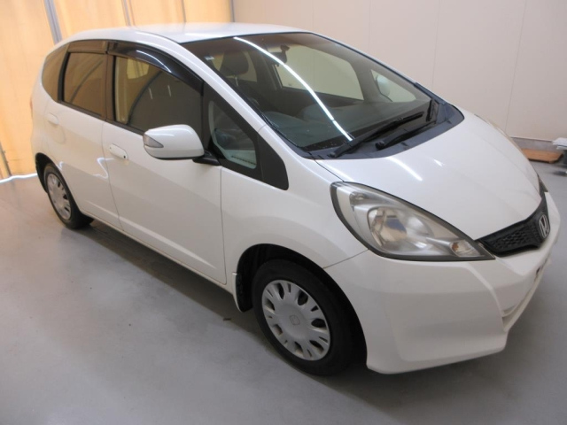 HONDA FIT — фото