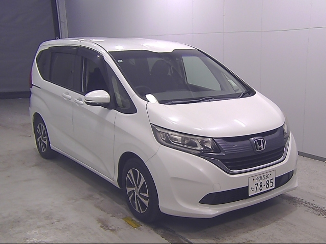 HONDA FREED — фото