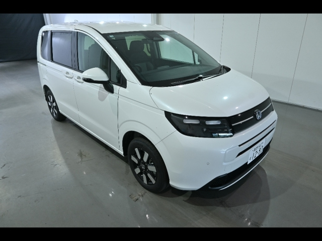 HONDA FREED — фото