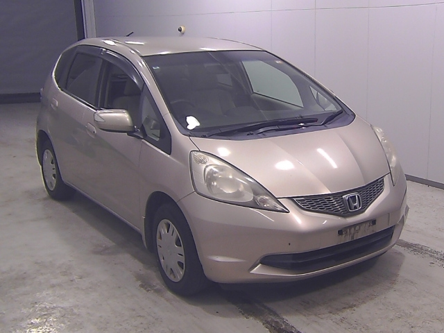 HONDA FIT — фото
