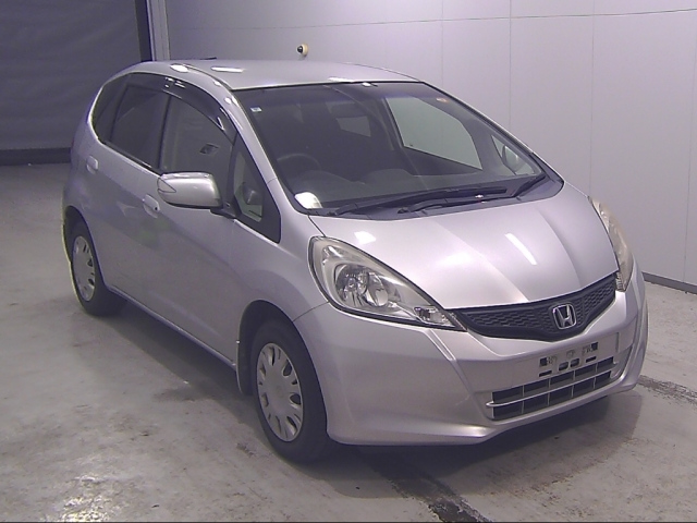 HONDA FIT — фото