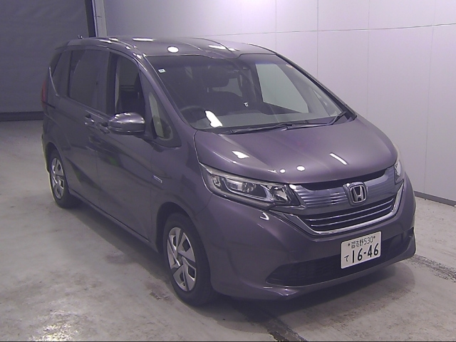 HONDA FREED — фото