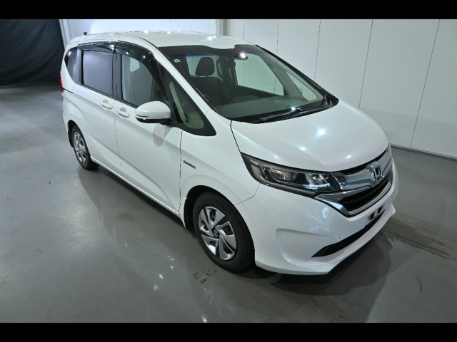 HONDA FREED — фото