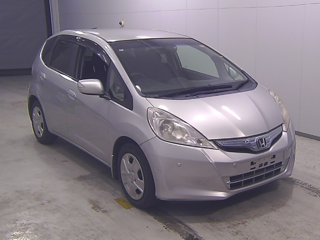HONDA FIT — фото